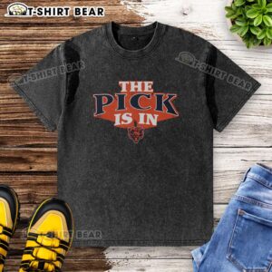 Official Chicago Bears pick is in washed t-shirt featuring team logo and colors, perfect for fans and game day attire.