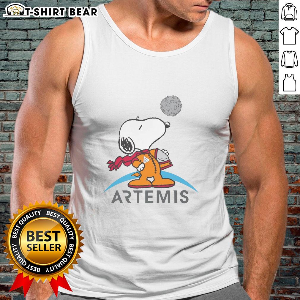 Nice Snoopy Artemis Astronaut Tank Top Alt Text: Cute Snoopy Artemis astronaut tank top featuring Snoopy in a space suit, perfect for casual and space-themed outfits.