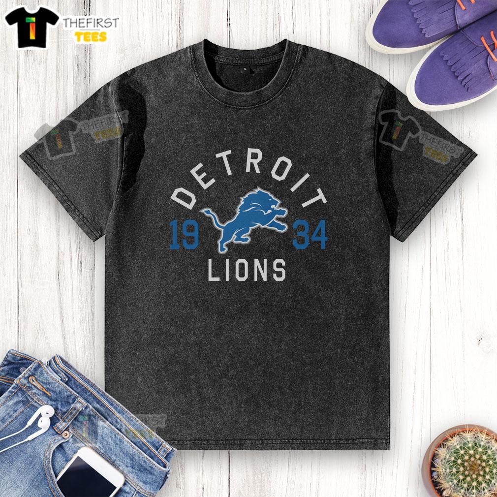 official-detroit-lions-heritage-print-washed-t-shirt Official Detroit Lions Heritage Print Washed T-Shirt featuring vintage logo and comfortable fit for fans.