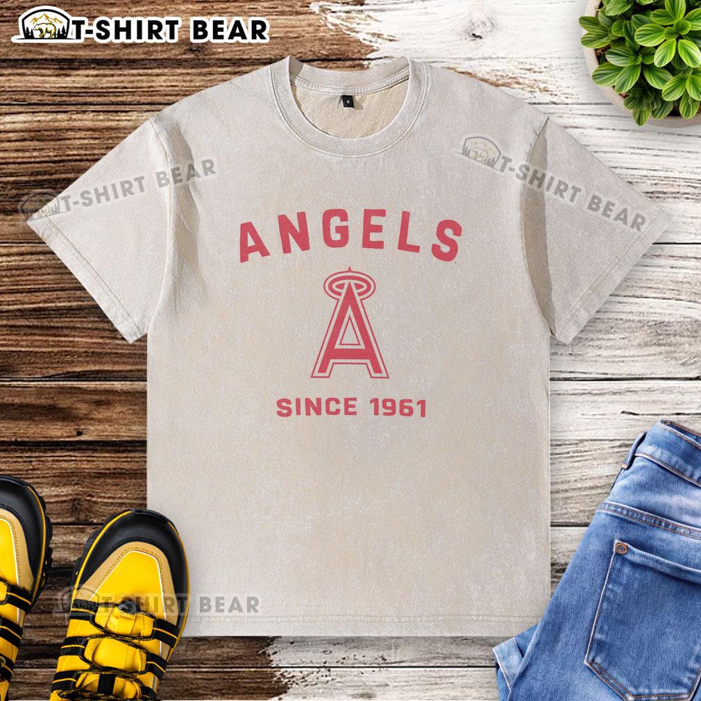 Official Los Angeles Angels Cooperstown Duster Washed T Shirt Official Los Angeles Angels Cooperstown Duster Washed T-Shirt in vintage style, perfect for fans and collectors.