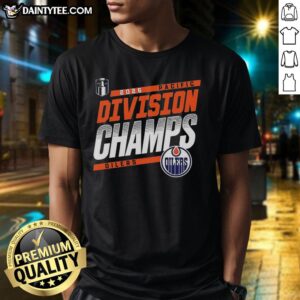 Official Edmonton Oilers Hockey 2026 Pacific Division Champions T-Shirt featuring team logo and championship graphics.
