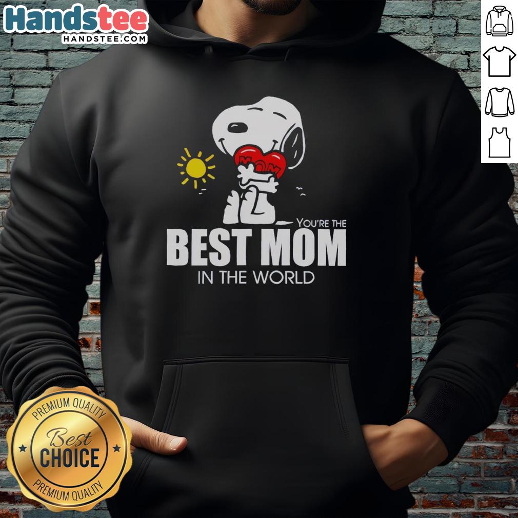 premium-snoopy-hugging-heart-best-mom-in-the-world-hoodie Alt Text: Premium Snoopy hugging a heart on a cozy hoodie, perfect gift for the best mom in the world.
