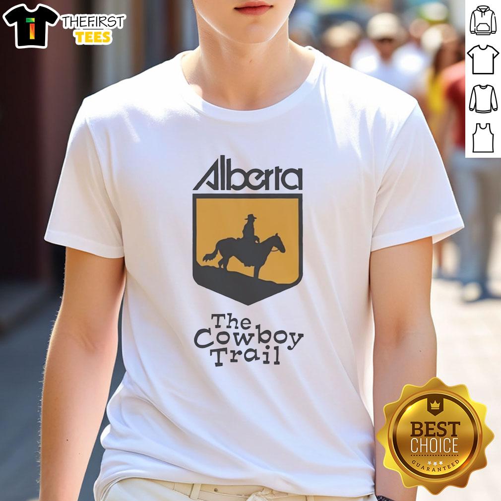 pretty-alberta-the-cowboy-trail-logo-t-shirt Pretty Alberta The Cowboy Trail logo t-shirt featuring a stylish design perfect for outdoor enthusiasts and Alberta lovers.