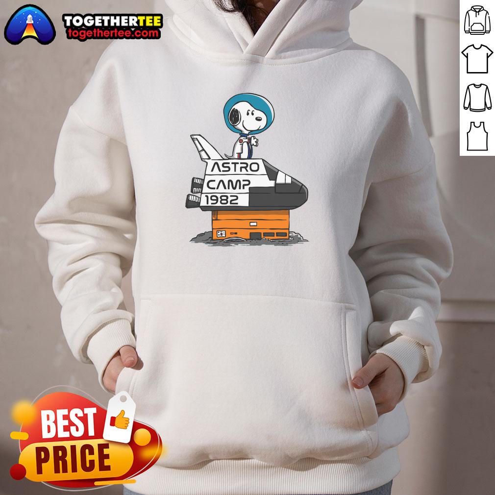 Pretty Astro Camp 1982 Snoopy Hoodie Alt Text: Vintage 1982 Pretty Astro Camp Snoopy hoodie featuring colorful graphics and a cozy fit, perfect for retro fashion lovers.