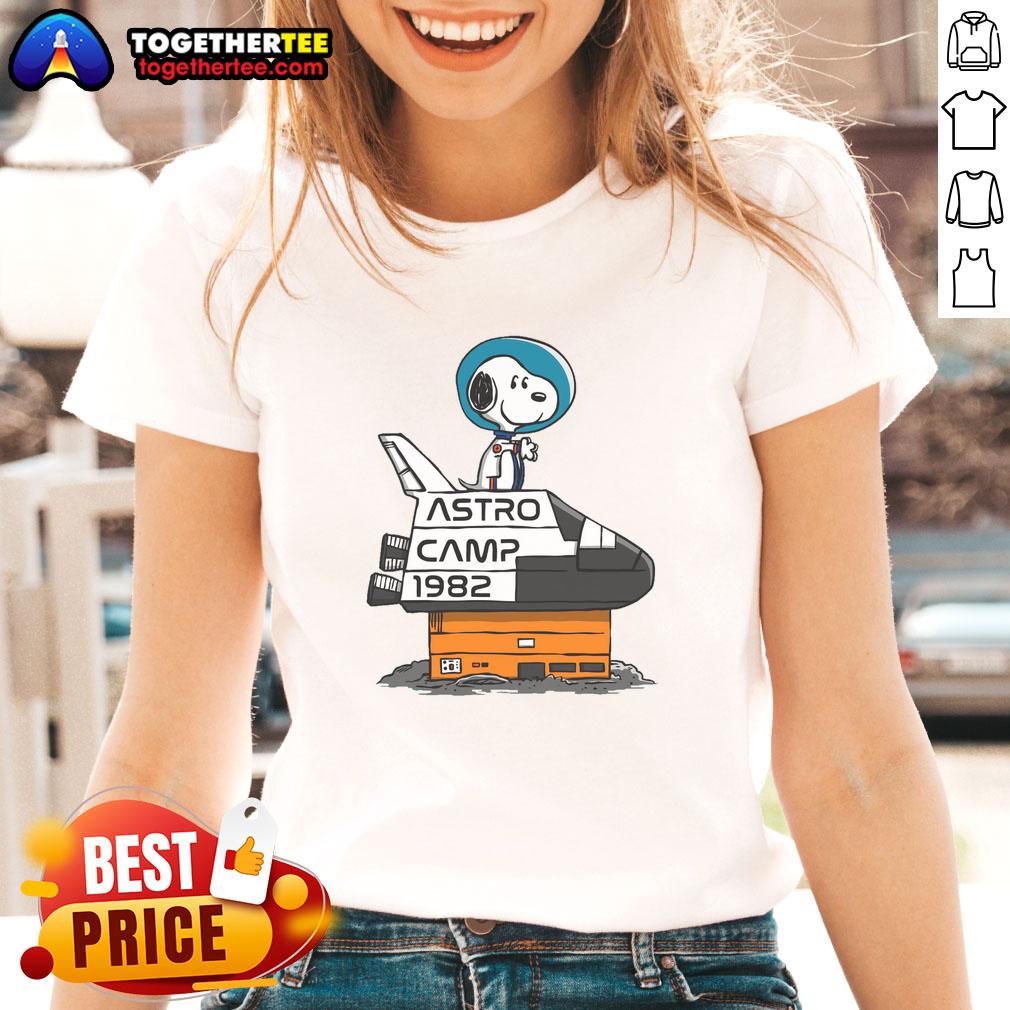 Pretty Astro Camp 1982 Snoopy Ladies Tee 1982 Pretty Astro Camp Snoopy Ladies Tee featuring vibrant graphics and retro design, perfect for casual wear.