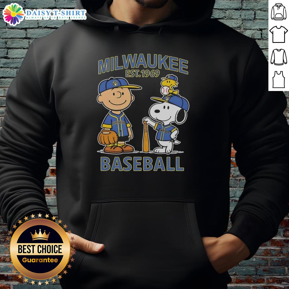 Pretty Charlie Brown And Snoopy X Milwaukee Brewers Basketball Est 1969 Hoodie Stylish Pretty Charlie Brown and Snoopy X Milwaukee Brewers Basketball hoodie, established 1969, perfect for fans.