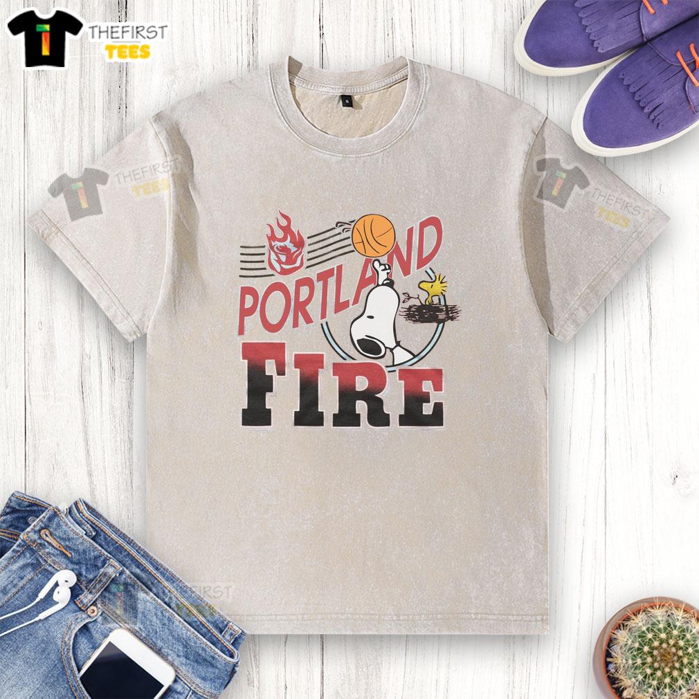pretty-peanuts-snoopy-x-portland-fire-washed-t-shirt Pretty Peanuts Snoopy X Portland fire-washed t-shirt featuring a vibrant Snoopy graphic on soft fabric.