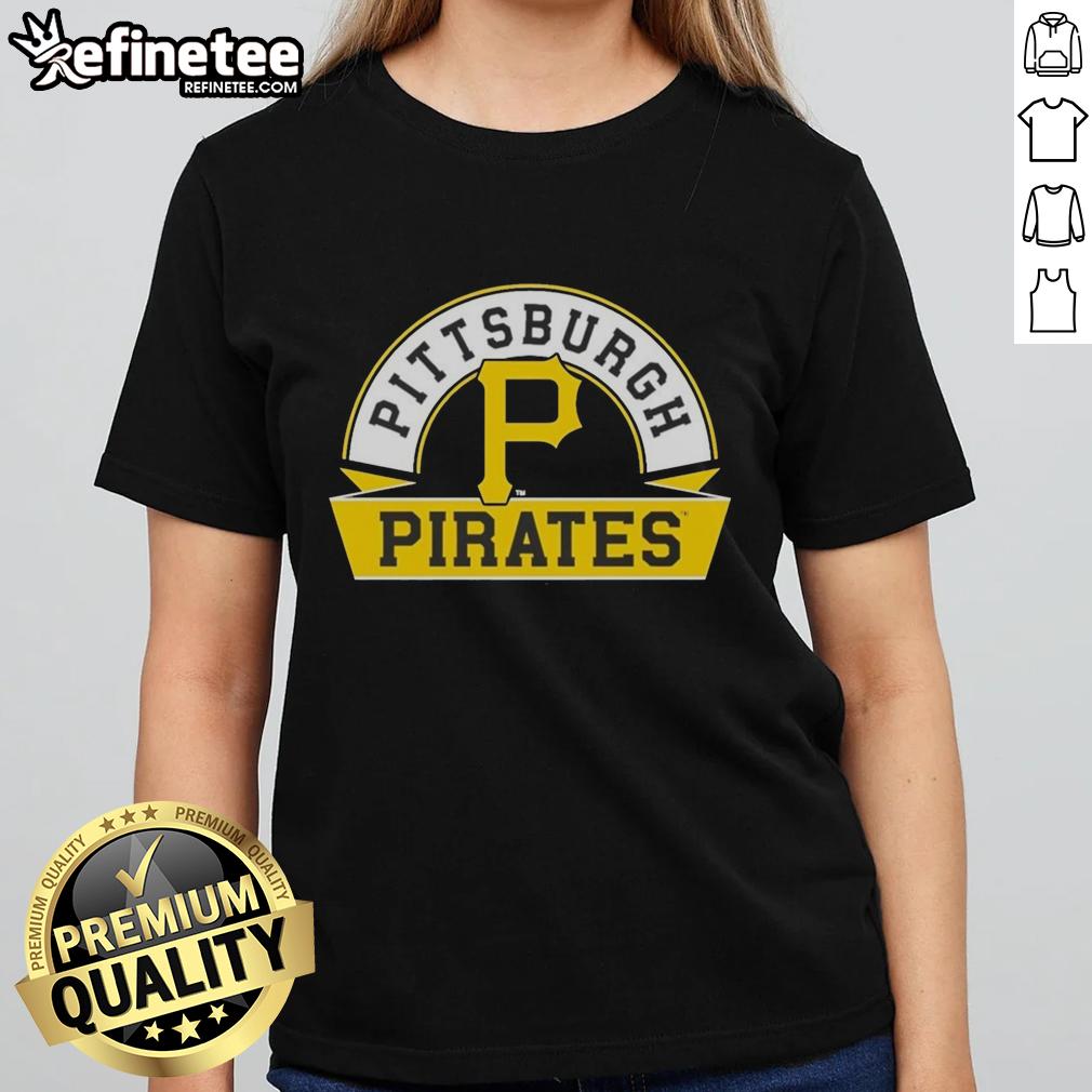 pretty-pittsburgh-pirates-phase-banner-arch-ladies-tee Pretty Pittsburgh Pirates Phase Banner Arch Ladies Tee showcasing team spirit in stylish design for female fans.