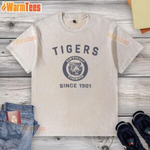 Alt Text: Premium Detroit Tigers Cooperstown Duster Washed T-Shirt featuring a vintage design and soft fabric for ultimate comfort.