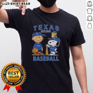 Alt Text: Good Charlie Brown, Snoopy, and Woodstock wearing Texas Rangers baseball jersey Est 1961 T-shirt, perfect for fans.