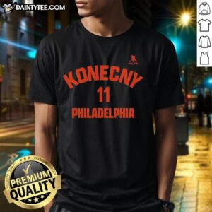 Official Travis Konecny 11 Philadelphia Flyers T-Shirt featuring team colors and logo, perfect for fans and collectors.