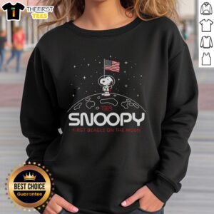 Alt Text: Pretty Snoopy first beagle on the moon 1969 patriotic sweatshirt featuring Snoopy in an astronaut suit.