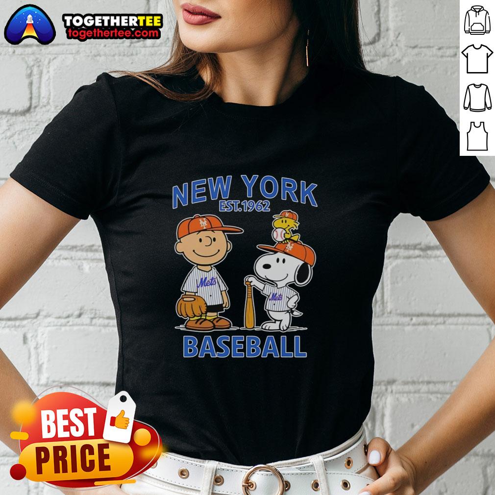 Top Charlie Brown Snoopy And Woodstock With New York Mets Baseball Jersey Est 1962 Ladies-Tee Charlie Brown, Snoopy, and Woodstock in New York Mets baseball jerseys, celebrating the team's legacy since 1962.