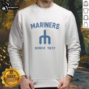 Premium Seattle Mariners Cooperstown Duster Sweatshirt in navy, featuring team logo and cozy design for fans.