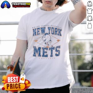 Official New York Mets Major League Baseball Cooperstown Diamond T-Shirt featuring team logo and classic design.