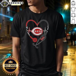 Alt Text: Hot Cincinnati Reds Stethoscope Heartbeat T-Shirt showcasing love for baseball and healthcare in a stylish design.