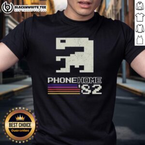 Top Phone Home Signal Sent 82 Pixel Art T-Shirt featuring vibrant pixelated design for tech enthusiasts.