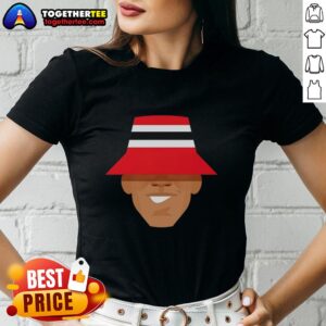 Alt Text: Top Kobbie Mainoo Manchester United Ladies Tee featuring vibrant design and team logo, perfect for fans.