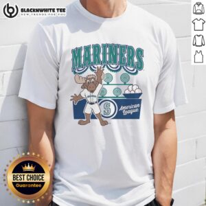 Alt Text: Pretty Mitchell & Ness cream Seattle Mariners Step Back Up T-Shirt featuring team logo and stylish design.