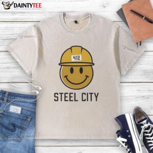 Alt Text: Top Icon Steel City 412 Smiley Hardhat Washed T-Shirt featuring a cheerful design for casual wear.