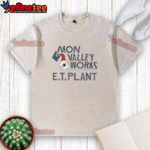 Alt Text: Premium Mon Valley Works E.T. Plant molten metal pour design on a washed T-shirt, perfect for metalwork enthusiasts.