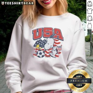 Alt Text: Cozy Nice Peanuts Snoopy X US Soccer sweatshirt featuring iconic Snoopy design, perfect for fans and chilly days.