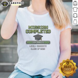 Hot Graduate Class of 2026 Mission Completed Graduation Cap Tee for Ladies, perfect for celebrating graduation in style.