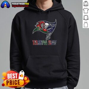 Alt Text: Awesome Tampa Bay Buccaneers NFL hoodie featuring team logo, perfect for fans and Tampa Bay sports enthusiasts.