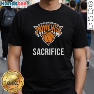 Original New York Knicks Sacrifice Logo Vintage T-Shirt featuring retro design and vibrant team colors.