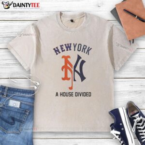 Alt Text: 2026 Subway Series t-shirt featuring Original New York Yankees and New York Mets logos, perfect for fans.
