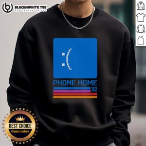 Original E.T. Crash Sweatshirt featuring classic movie graphics, perfect for fans of the iconic film and cozy style.