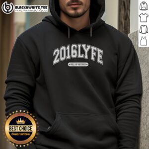 Top Roll Up Records 2016lyfe hoodie featuring a stylish design and vibrant colors, perfect for streetwear enthusiasts.