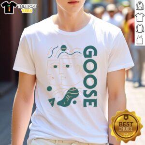 Nice Goose Faces T-Shirt featuring playful goose graphics, perfect for casual wear and bird lovers.