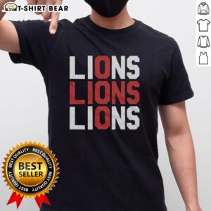 Good Three Lions England T-Shirt featuring a bold lion graphic, perfect for football fans supporting the England team.