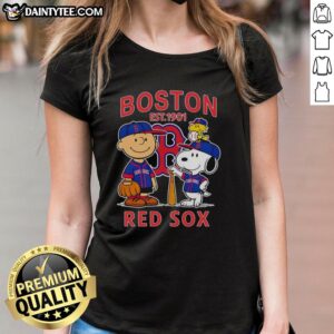 Premium Boston Red Sox MLB x Charlie Brown Snoopy Peanuts tee for ladies, established 1901, showcasing team spirit.