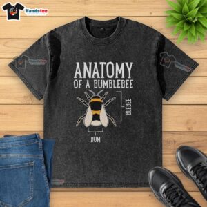 Original anatomy of a bumblebee washed T-shirt with detailed bumblebee illustration on a soft fabric background.