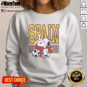 Alt Text: Cute Peanuts Snoopy X Spain soccer sweatshirt featuring Snoopy in a soccer jersey, perfect for fans and casual wear.