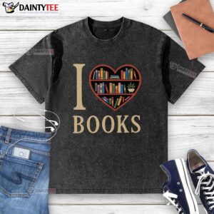 Pretty washed t-shirt with 'I Love My Books' graphic design, perfect for book lovers and casual wear.