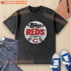 Original Cincinnati Reds MLB X Topps Baseball The Real One washed t-shirt featuring classic team logo and vintage style.