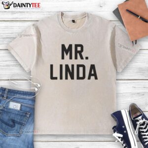 Nice Mr. Linda Johnny Knoxville washed t-shirt featuring a vintage design, perfect for casual wear.