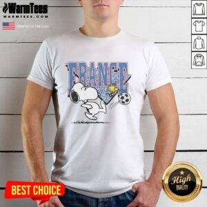 Alt Text: Cute Peanuts Snoopy X France soccer t-shirt featuring Snoopy in a French jersey, perfect for fans and collectors.
