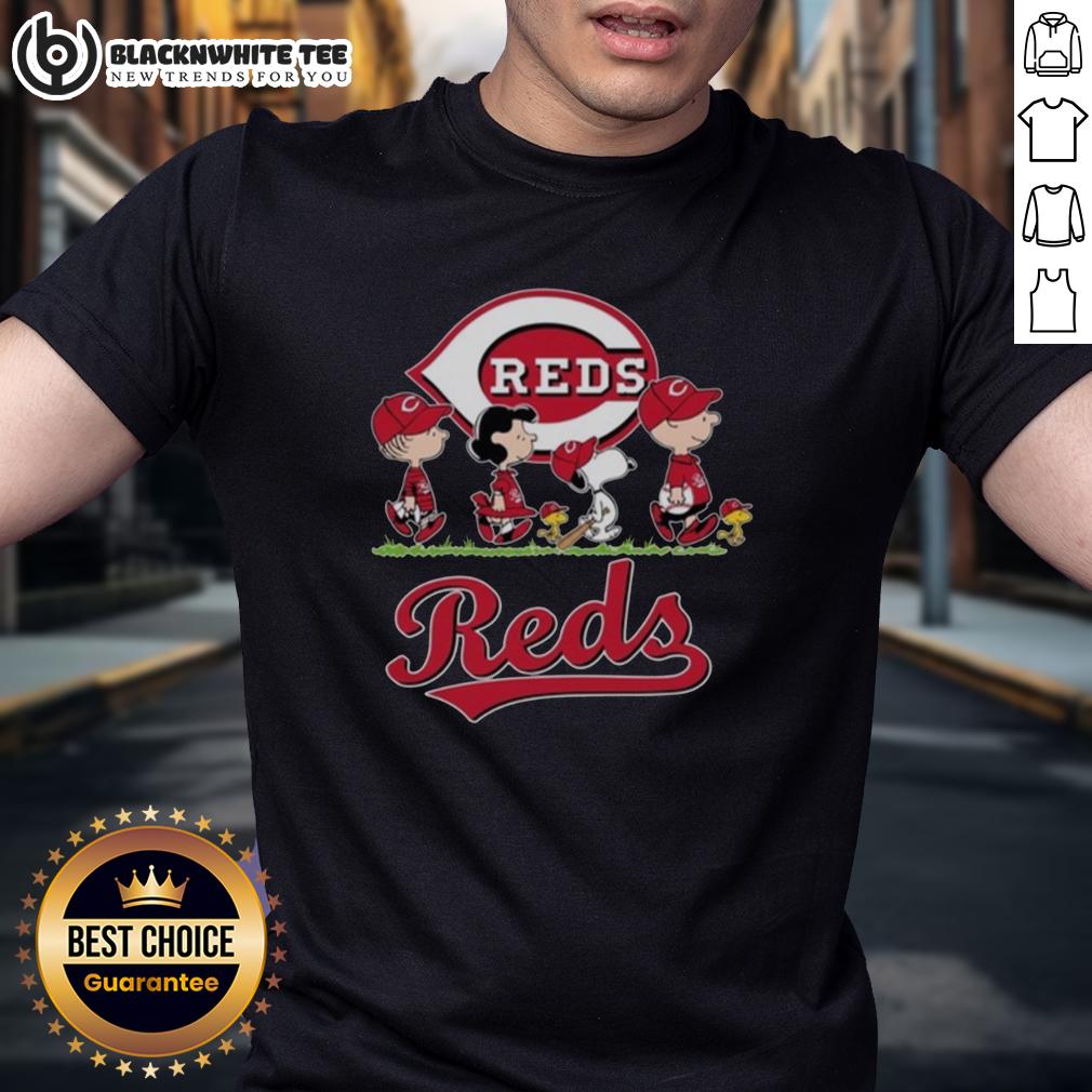 Cute Snoopy Charlie Brown Linus And Lucy Wearing Cincinnati Reds Baseball Jersey T-Shirt Alt Text: Snoopy, Charlie Brown, Linus, and Lucy in Cincinnati Reds baseball jerseys, showcasing their playful spirit.
