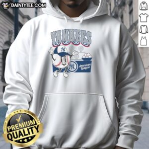 Awesome Mitchell & Ness cream New York Yankees Step Back Up hoodie for stylish sports fans, perfect for game day.