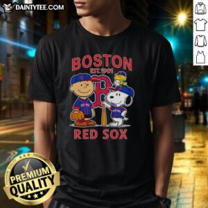Alt Text: Premium Boston Red Sox MLB x Charlie Brown & Snoopy Peanuts T-shirt, featuring vintage design and established 1901.