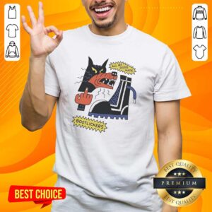 Nice Wolf Middle Finger T-Shirt for dog lovers, featuring a humorous design that says 'All My Dogs Hate Bootlickers'.