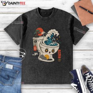 Funny toilet spoof t-shirt featuring 'Pretty The Great Flush Wave' design, perfect for humor lovers and unique gifts.