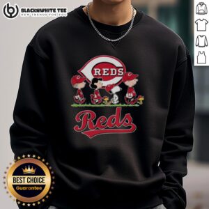 Cute Snoopy, Charlie Brown, Linus, and Lucy in Cincinnati Reds baseball jersey sweatshirts, celebrating team spirit.