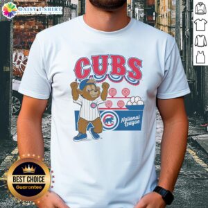 Alt Text: Awesome Preschool Mitchell & Ness Cream Chicago Cubs Step Back Up T-Shirt featuring team logo and stylish design.