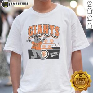 Awesome Mitchell & Ness Cream San Francisco Giants Step Back Up T-Shirt featuring vintage logo and stylish design.