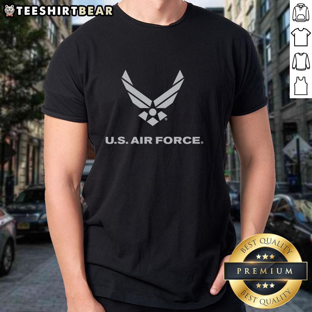 official-us-air-force-military-pride-wings-emblem-service-text-t-shirt-1 Alt Text: Official US Air Force Military Pride Wings Emblem T-Shirt featuring service text, perfect for proud Air Force members.